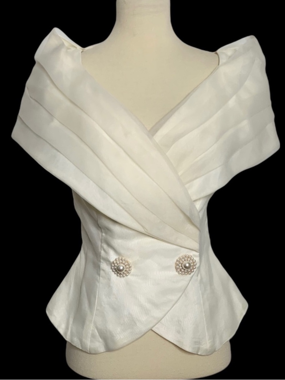 Vintage Watters & Watters Ivory Peplum Top Pearl Buttons Sz Medium Elegant Drama